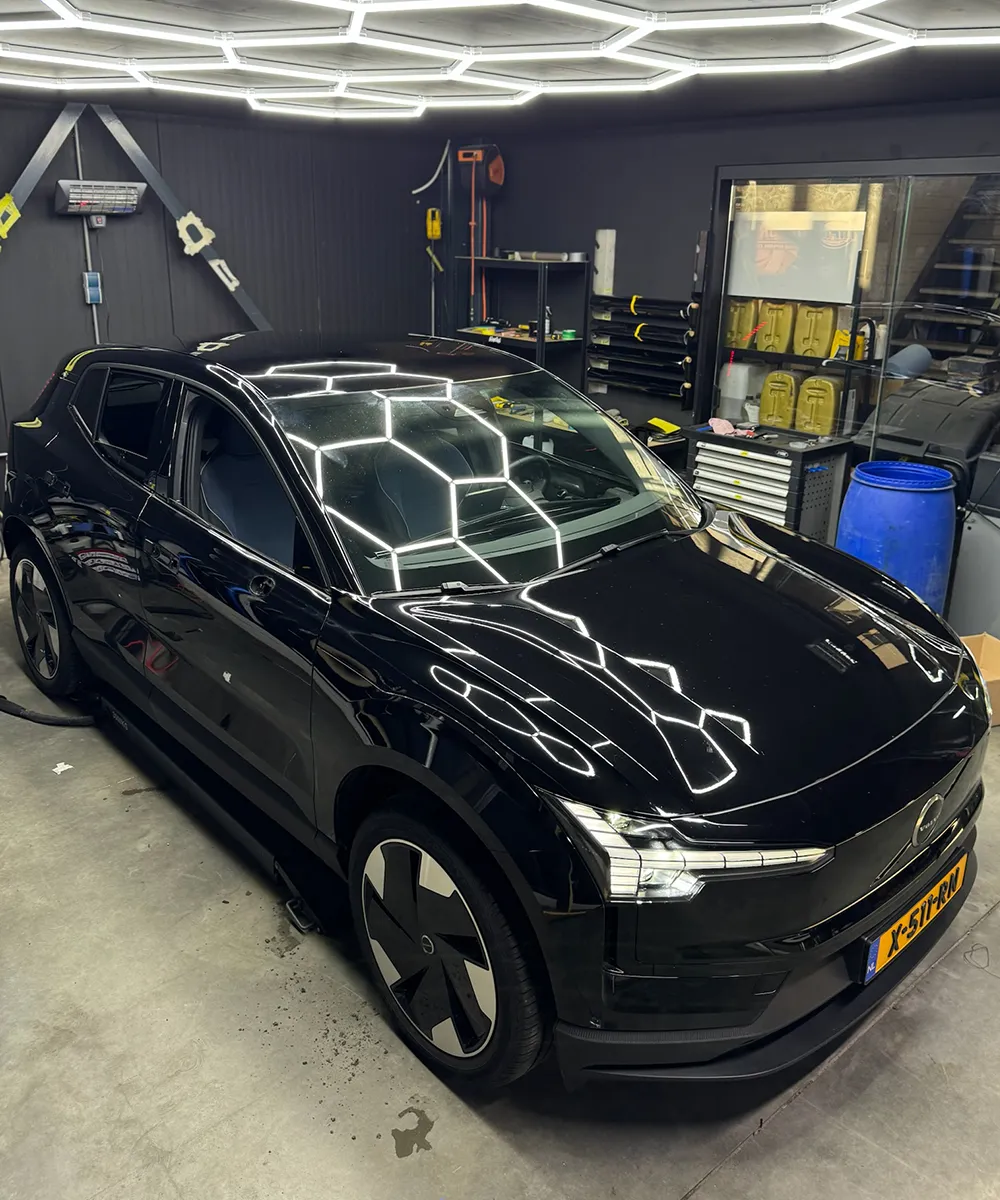 VOLVO EX30 2024 Voor